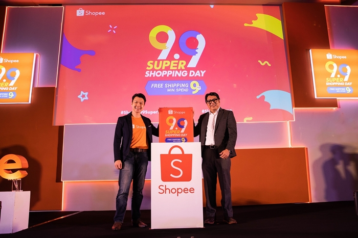 Zed Li, Shopee Malaysia业务主管和Song Hock Koon, MDEC电子商务总监在SHOPEE 9.9 超级购物日发表会
